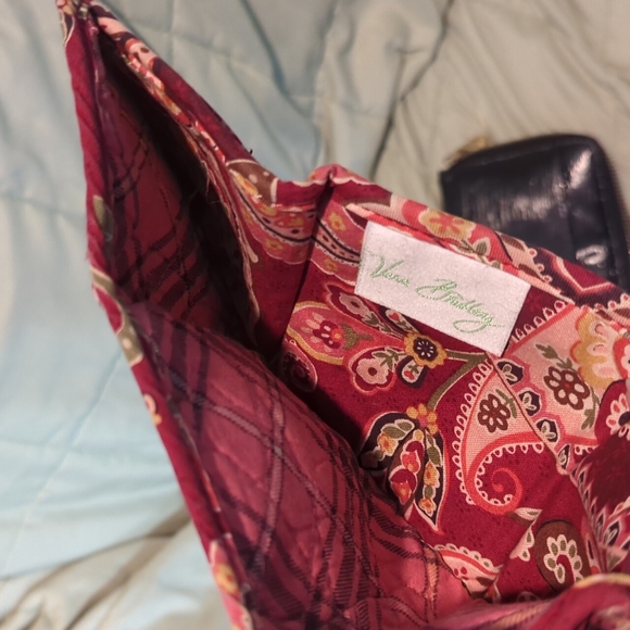 🔥Clutch and Vera Bradley wallet - Picture 6 of 6